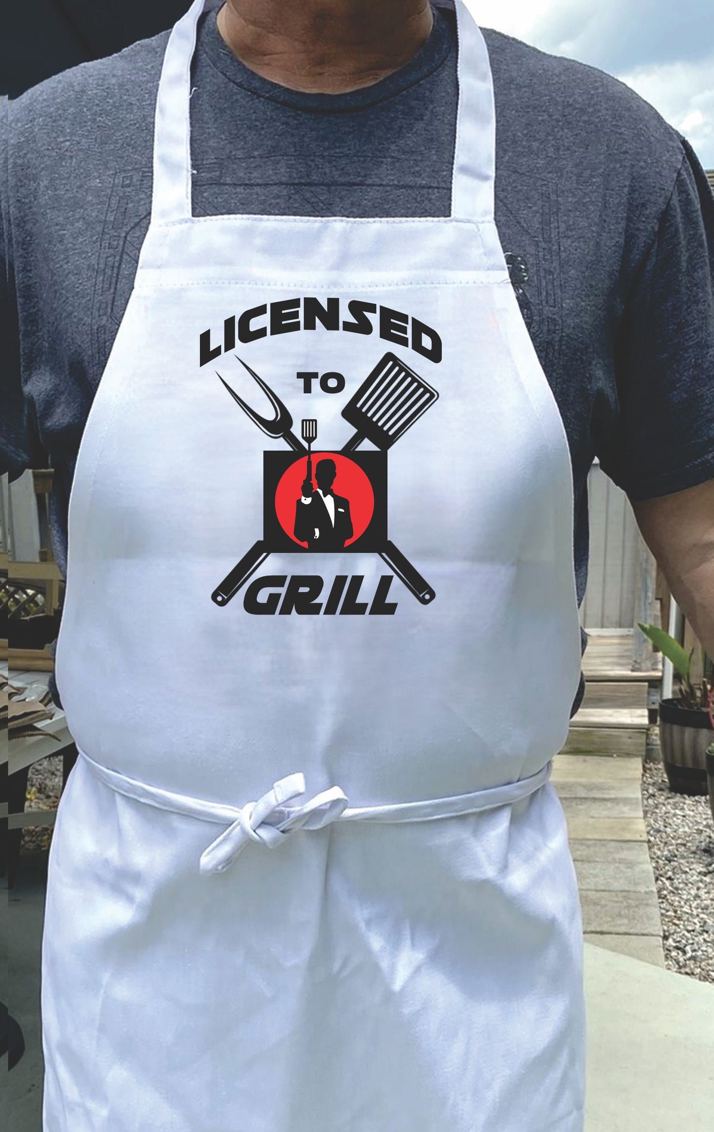 Licensed to grill personalized apron A great and unique idea for father’s day or mother's day gift